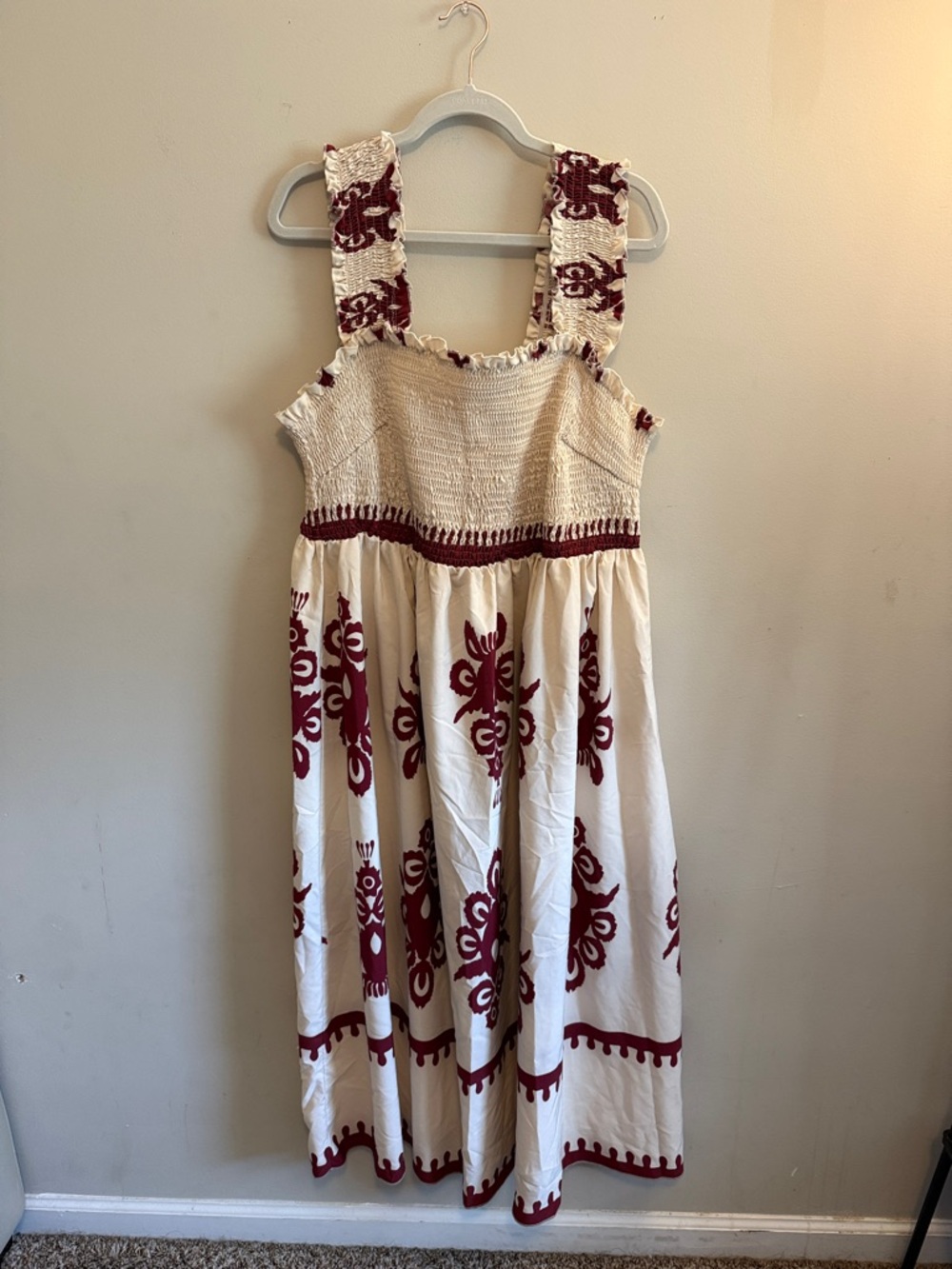 Gently used - Women’s Cream and Burgundy Maxi dress